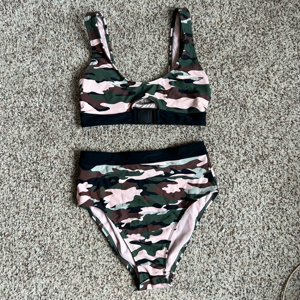 Camo bikini